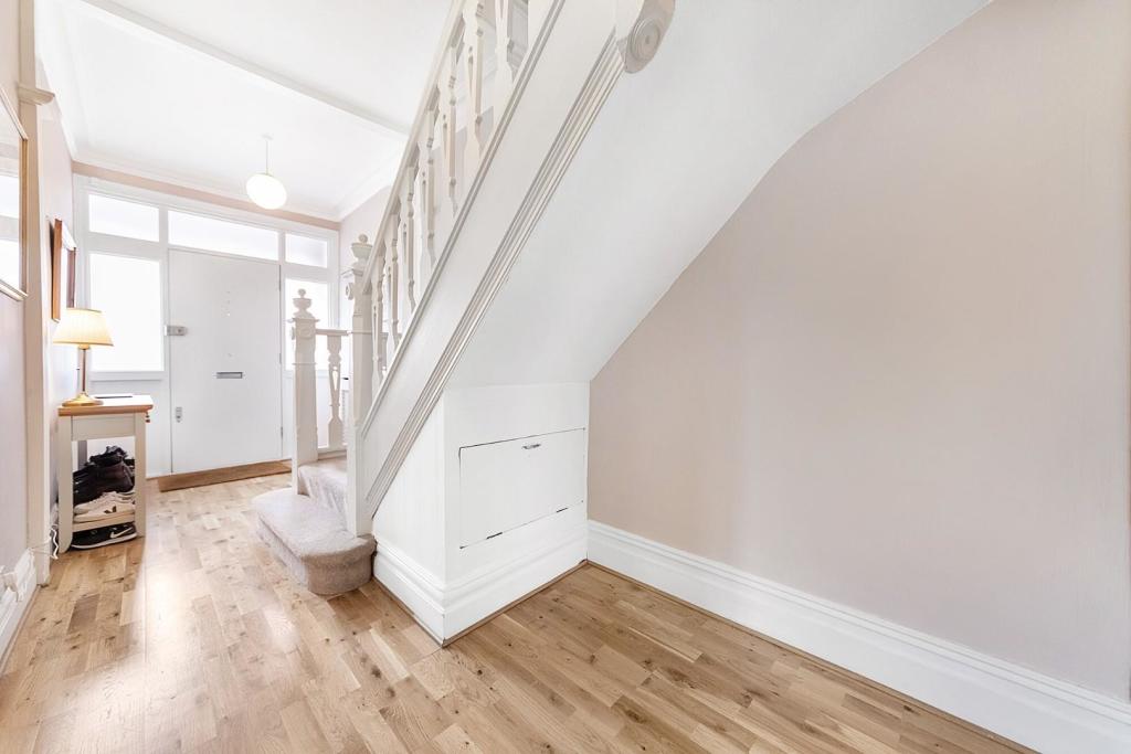 Entrance Hall.jpg