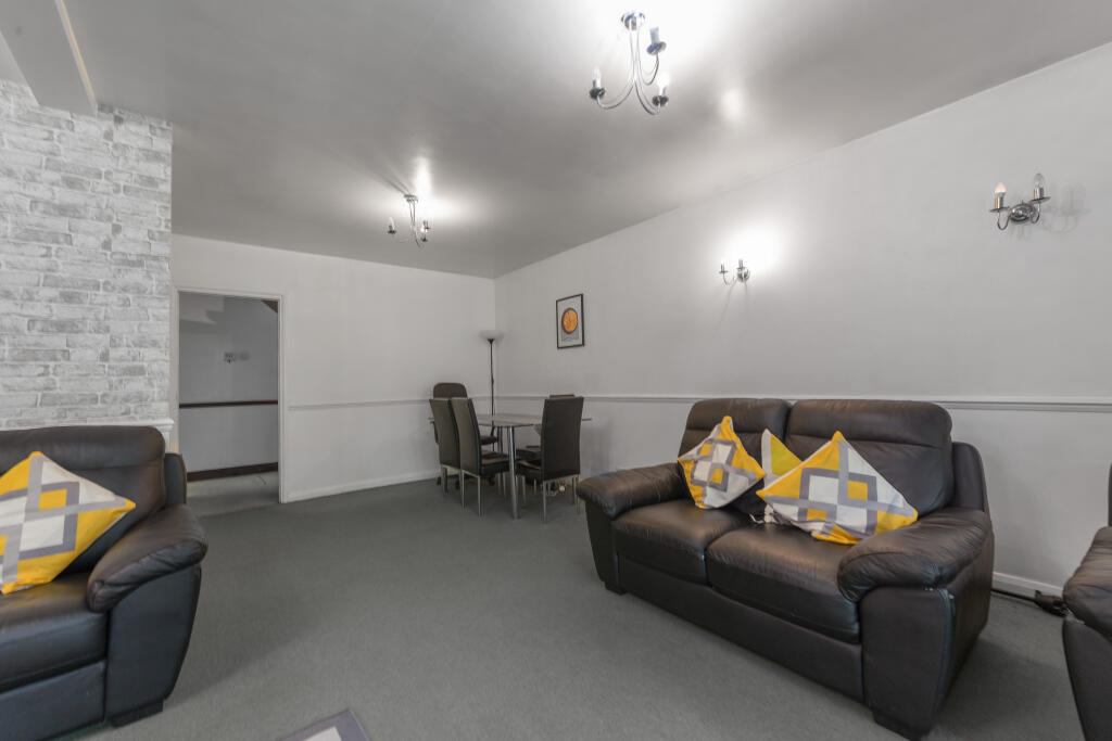 Living / Dining Room