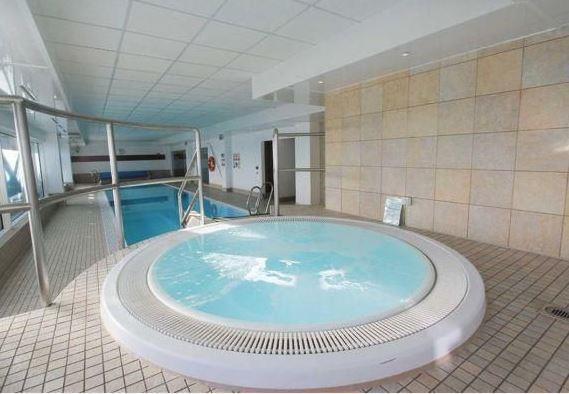 Pool.JPG