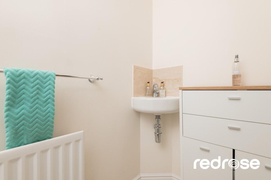 web_5 Hopgood Cl-...