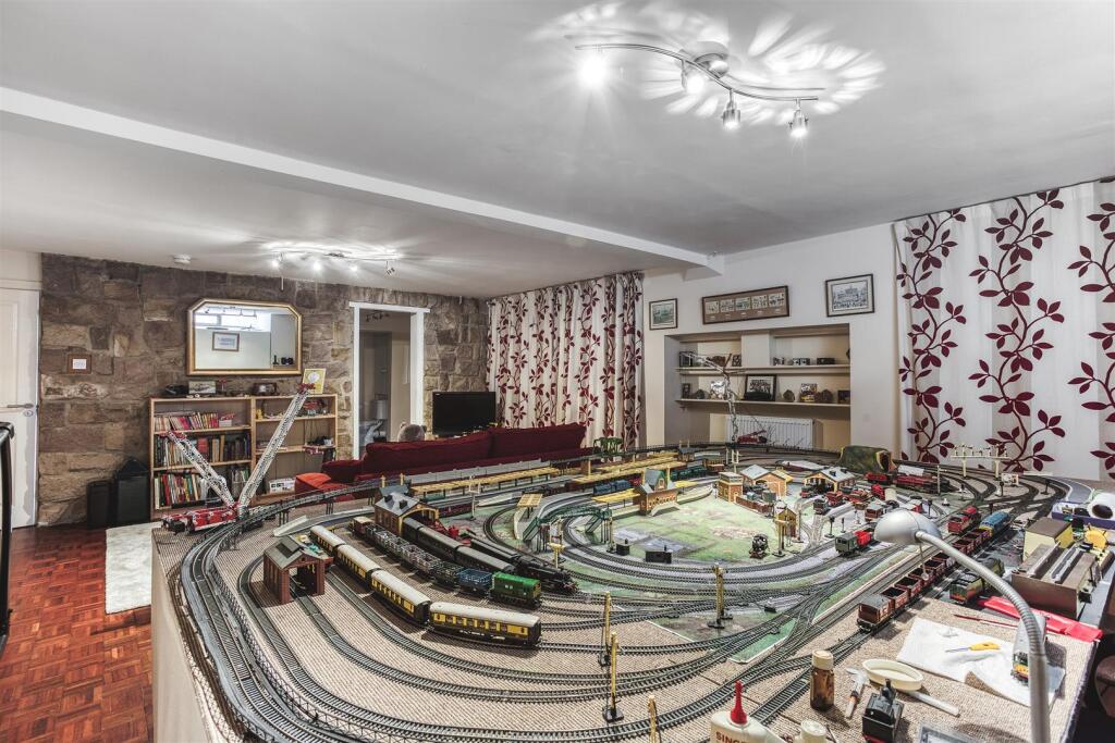 Games Room/Study/Bedroom Six