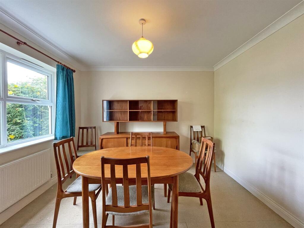 Aberdeen Avenue 67 - Dining Room.jpg