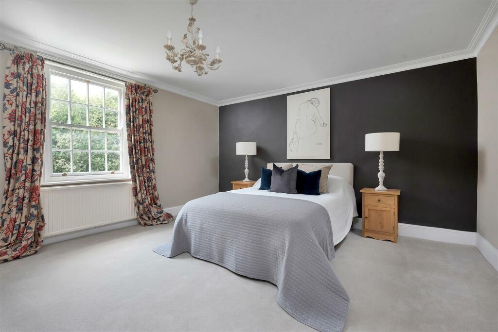 Broughton House PH-75.jpg