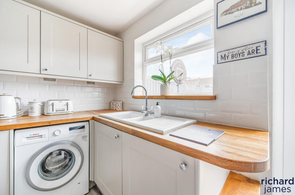 8fe08ce42a474126af697e2feb74a3cb