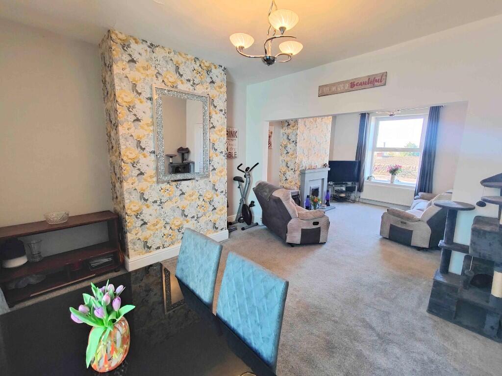 Living &amp; Dining Room