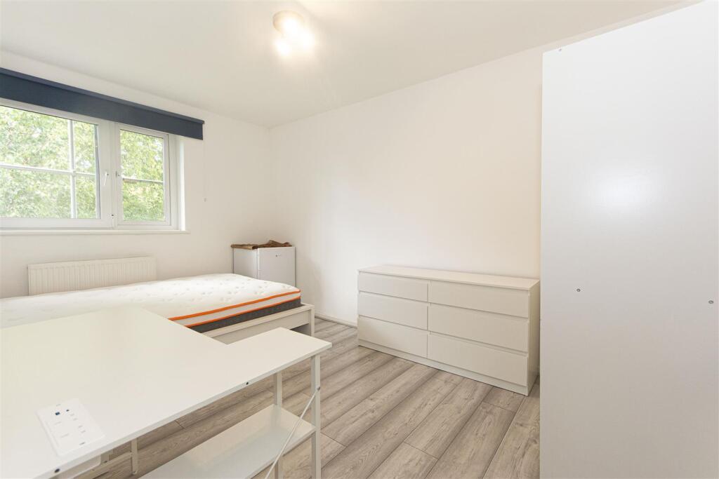 Batten Street 1 (5).jpg