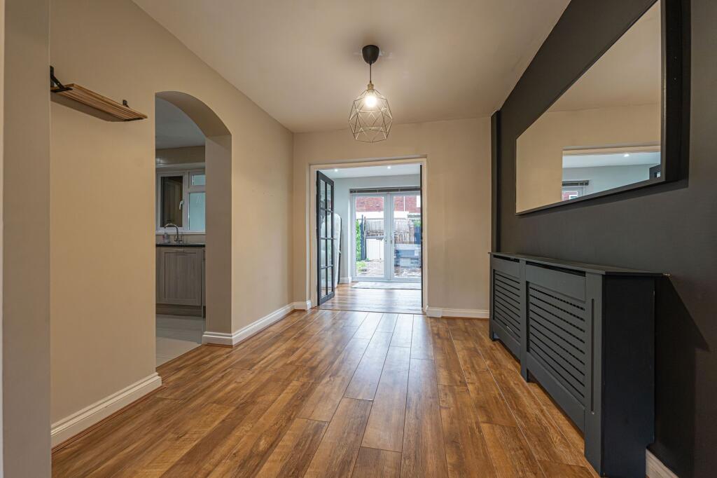 Living Room/Dining Room