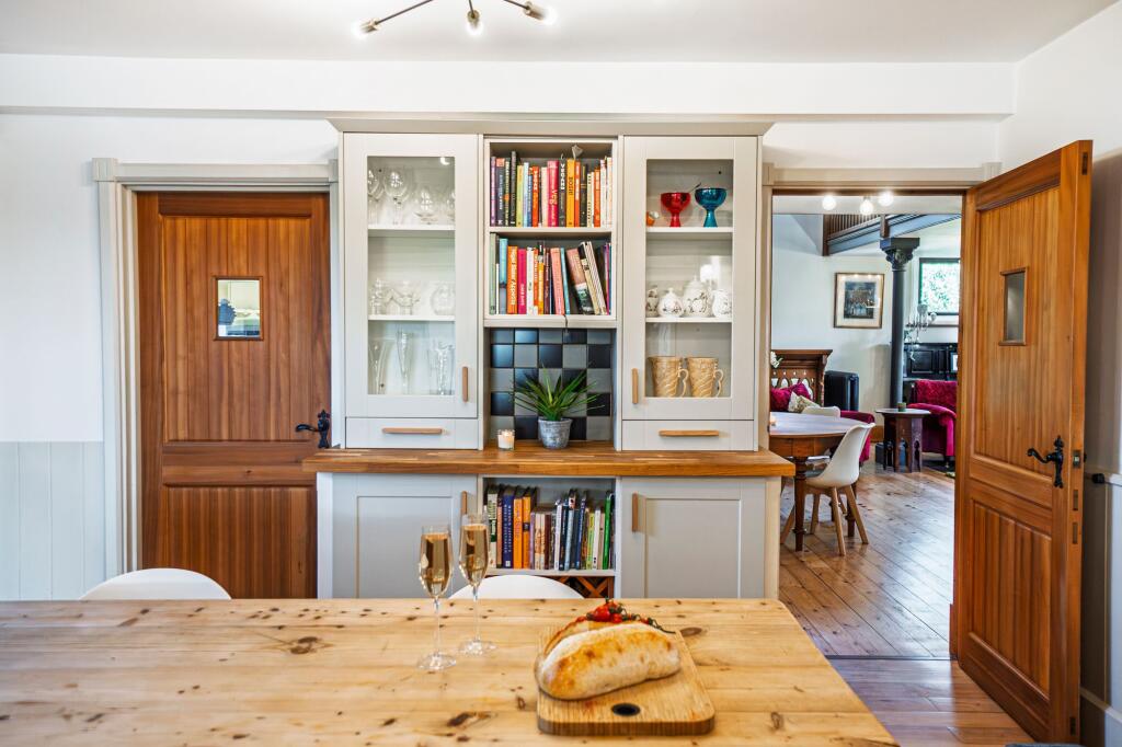 Room for dining and entertaining