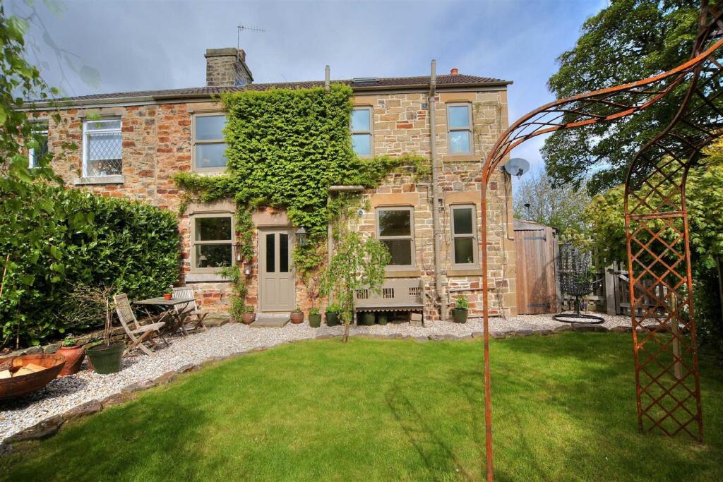 Butts Hill, Totley, S17