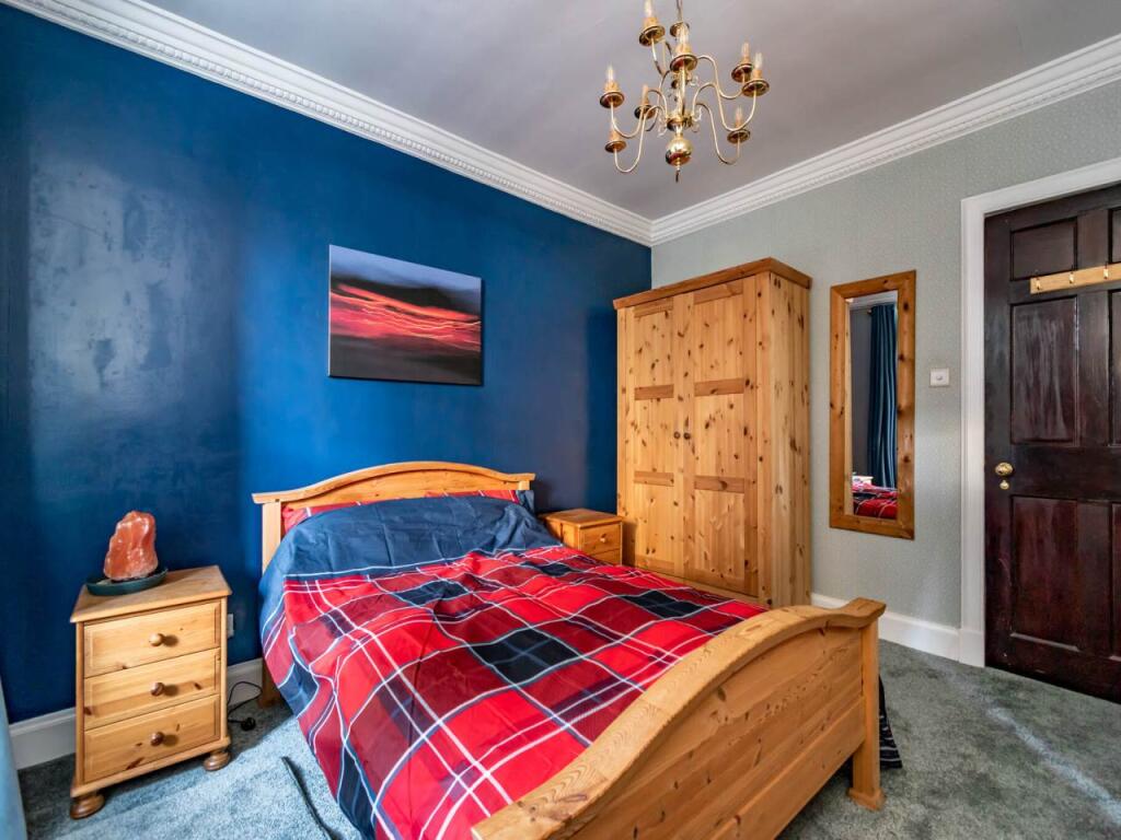 61025_38B-RoyalTerr-