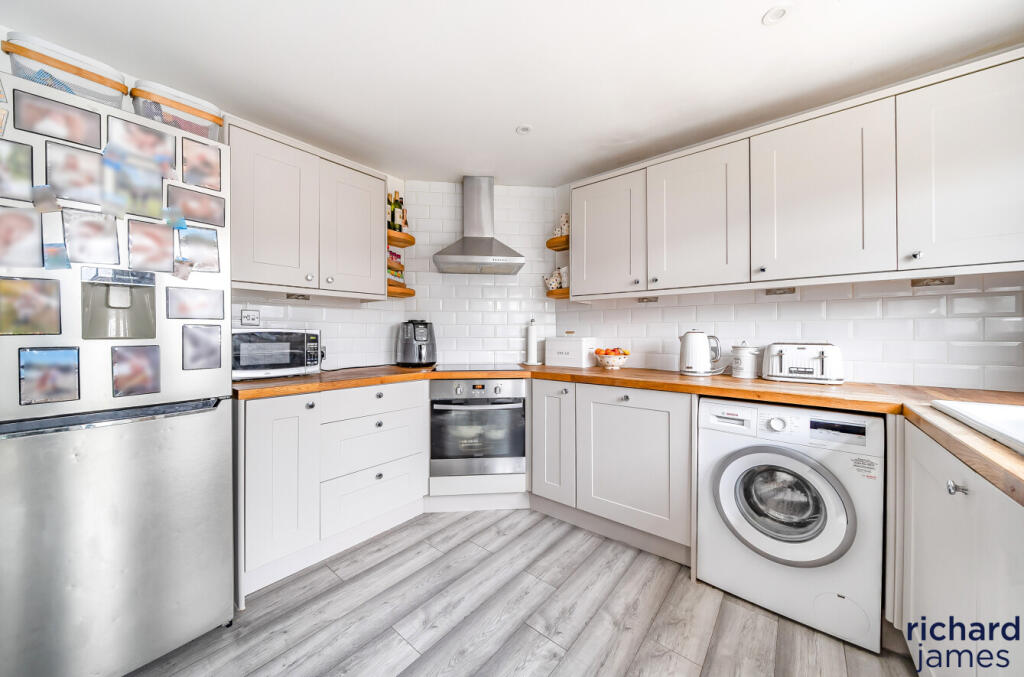 a6a8b4025b884e6b9cf9ff044853ae29