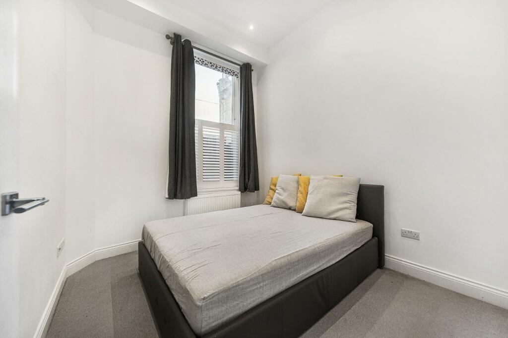 Bedroom One.jpg