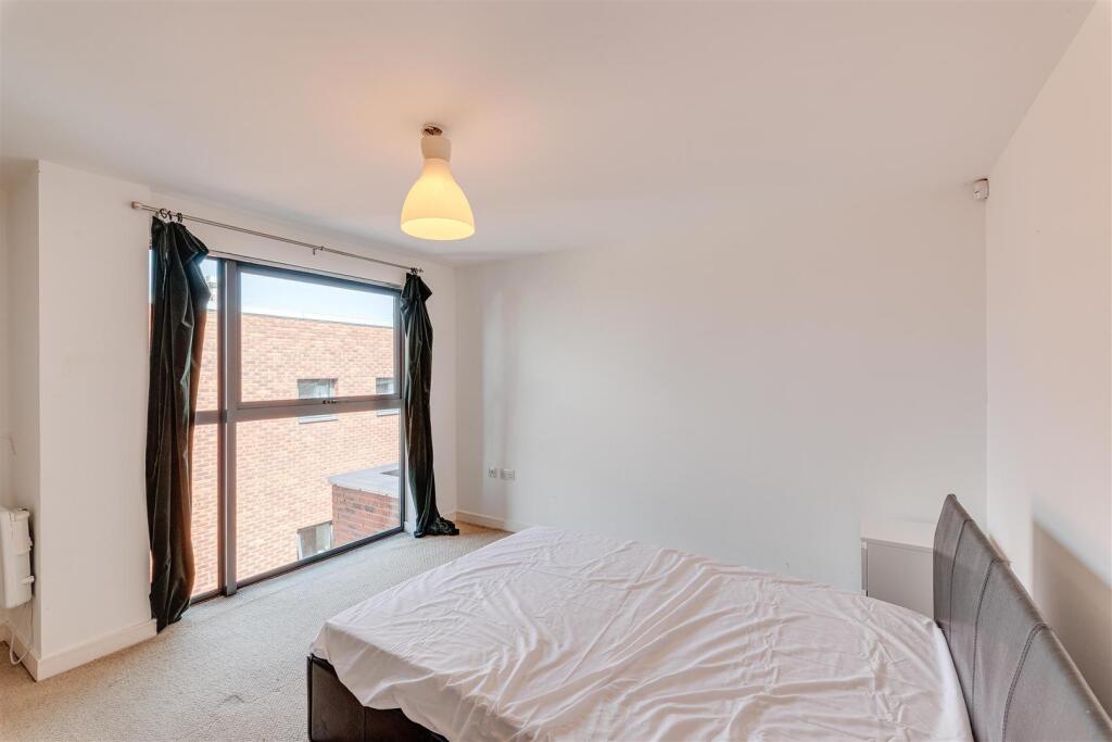 87 Hudson Gardens_12.jpg