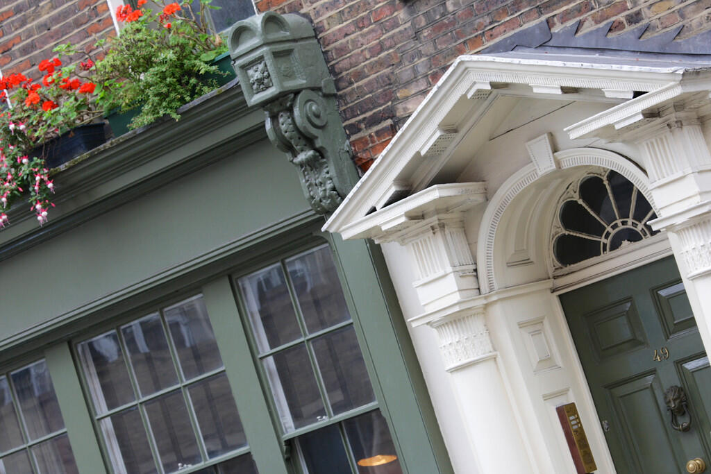 Tavistock Bow 2-1...