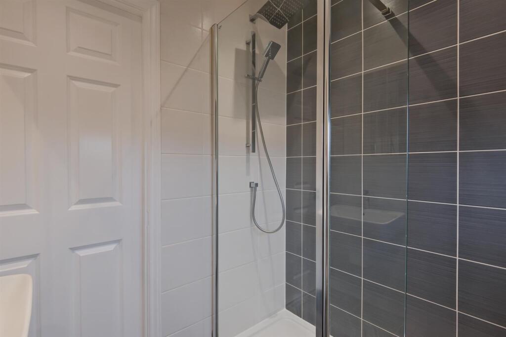 029-2 Devine Court, Wishaw, ML2 7ES.jpg