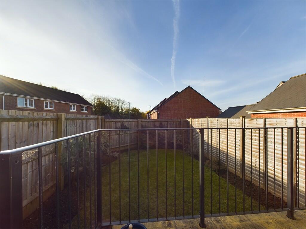 CAM01452G0-PR0128...