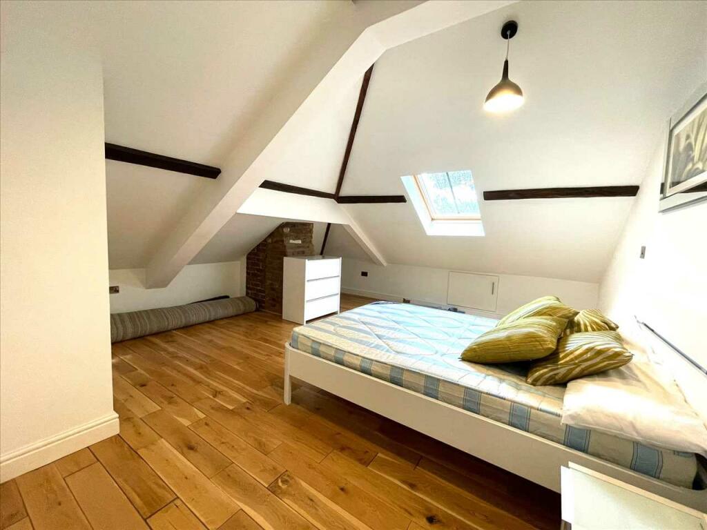 En-Suite Bathroom