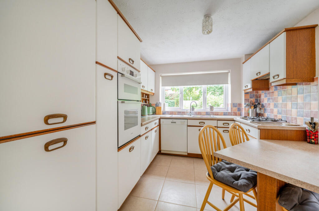 1333280-19-688cb7...