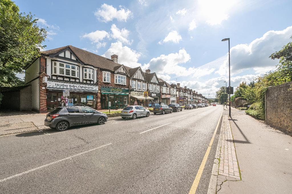 Cranleigh Parade, Sanderstead