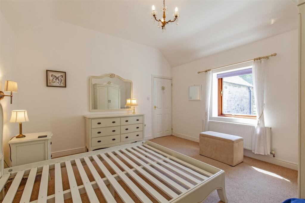 Bedroom 2-3.jpg