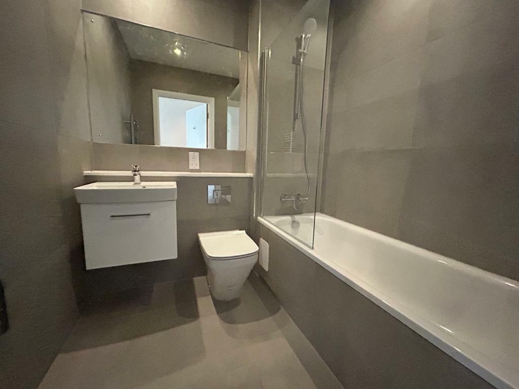 Bathroom.jpeg