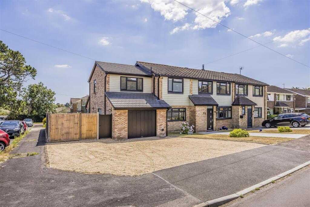 29 Wraysbury Park Drive, Emsworth-PorticoMarketing