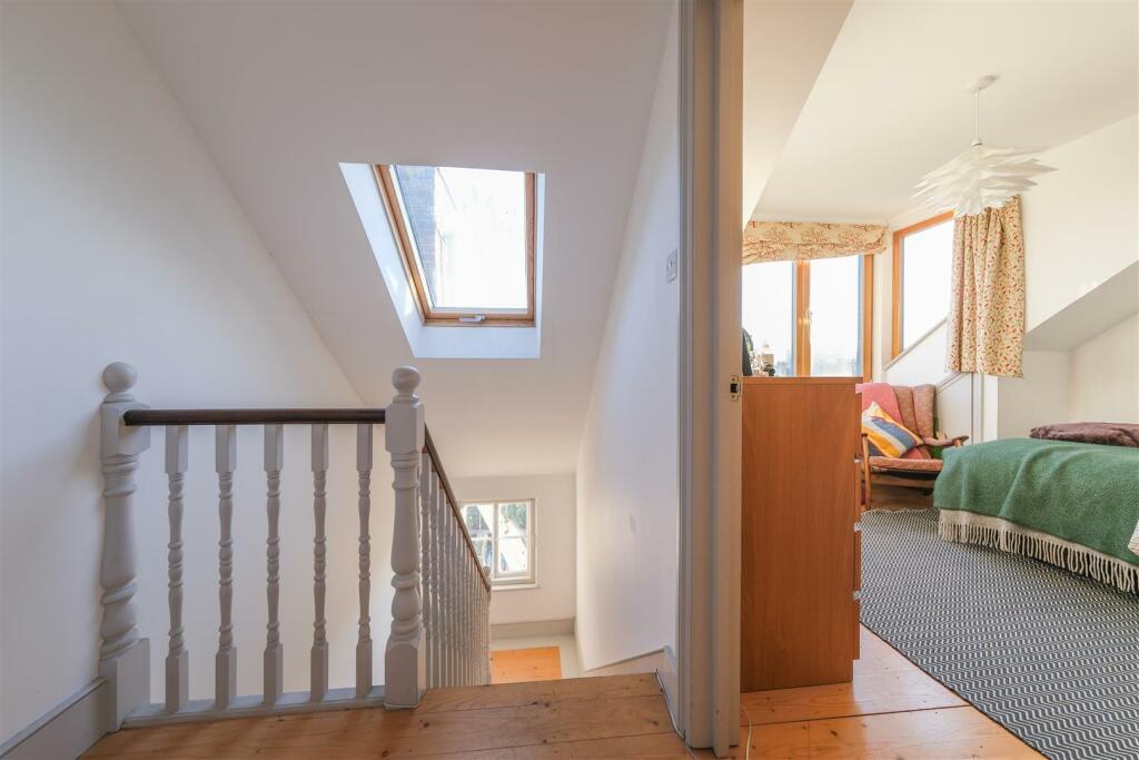 Third Floor - Bedroom 7_3.jpg