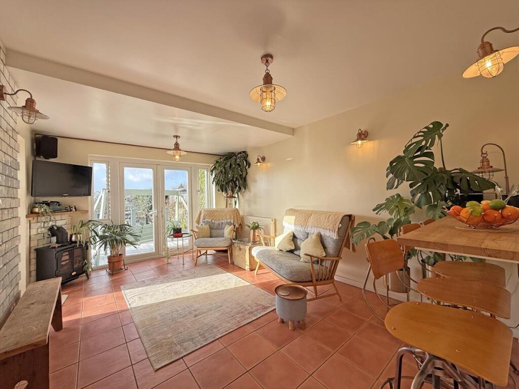 Southwell Road 41 - Sitting Room Front.jpg