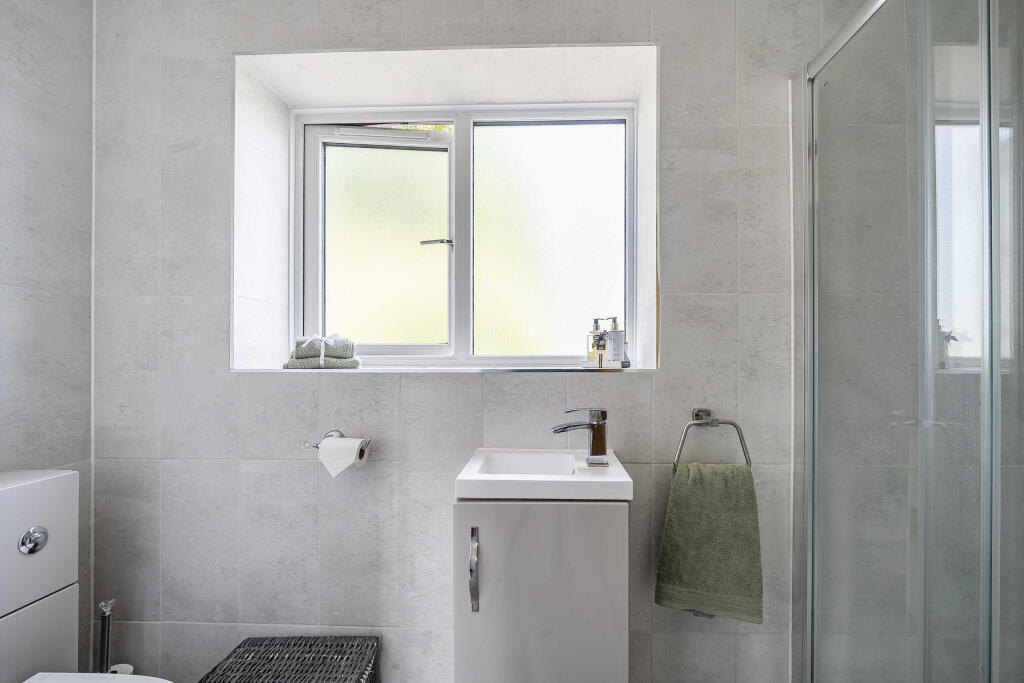 1-1305334-16-6849dbaa1d3bb-ARW-1