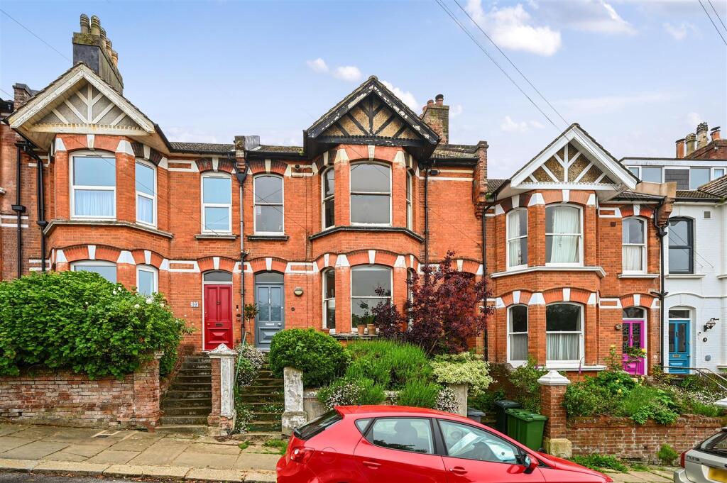8 MILWARD CRESCENT - TN343RU (34).jpg
