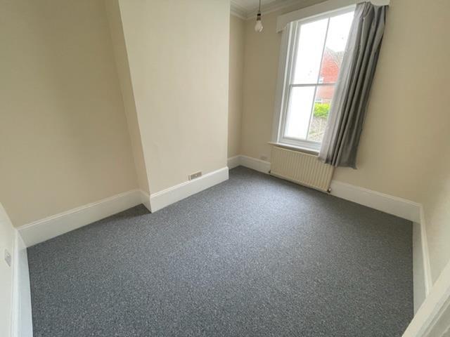 Bedroom 1.jpg