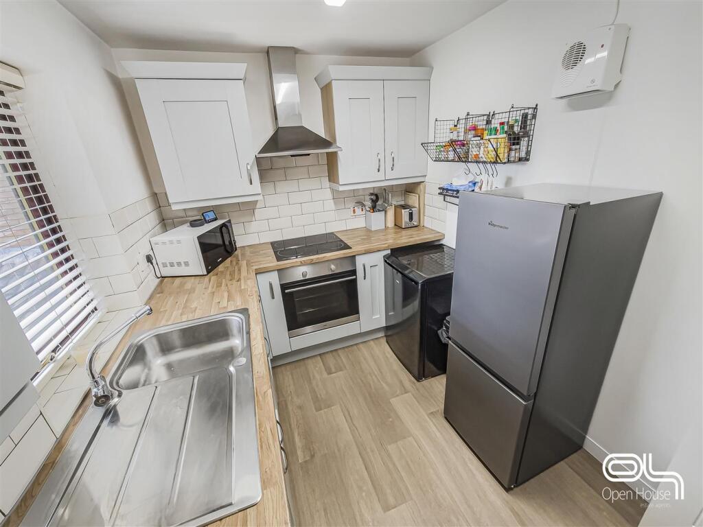 Willow Court (10).jpg