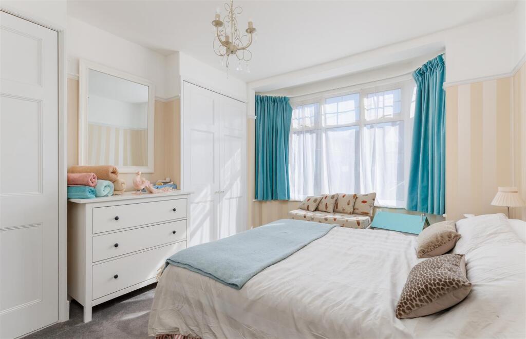 Bedroom 1-2