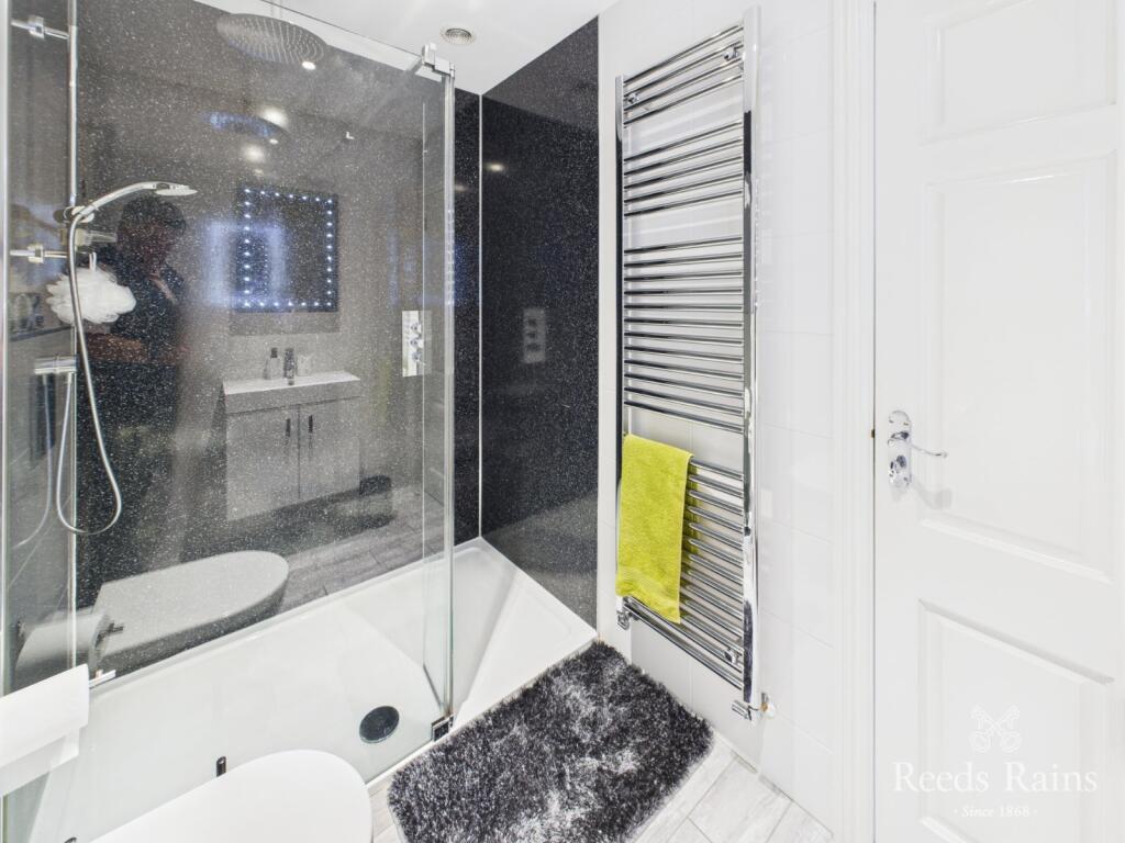 Jack &amp; Jill En-Suite