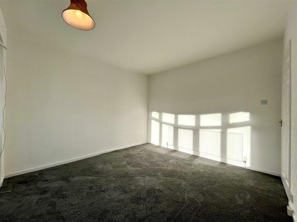 Bedroom 1 Aspect 2