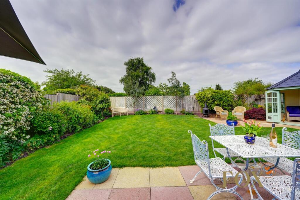 12 Ham View (23).jpg