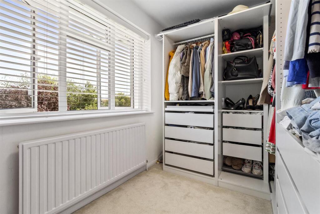 Wellend Road, 29-007.JPG