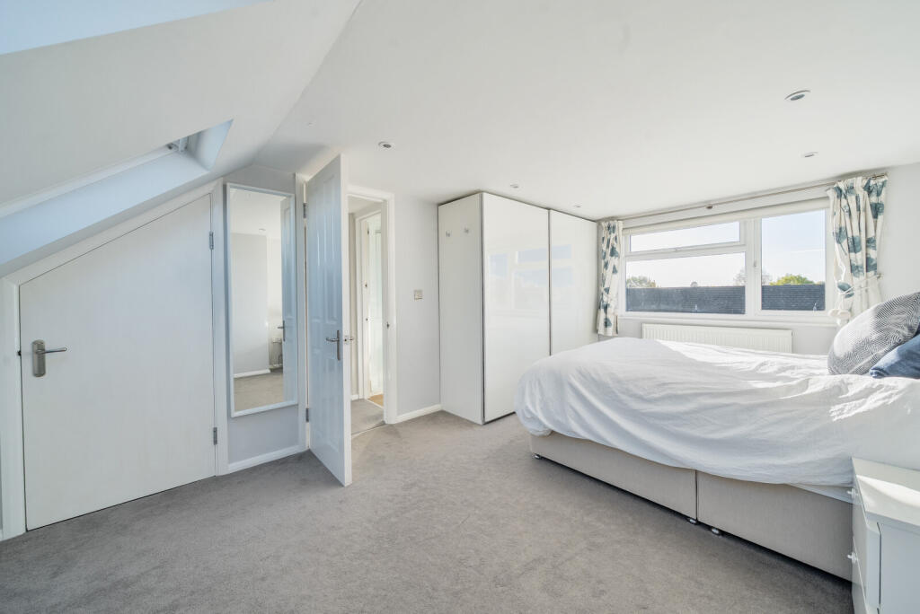 1365839-6-68fb51c...