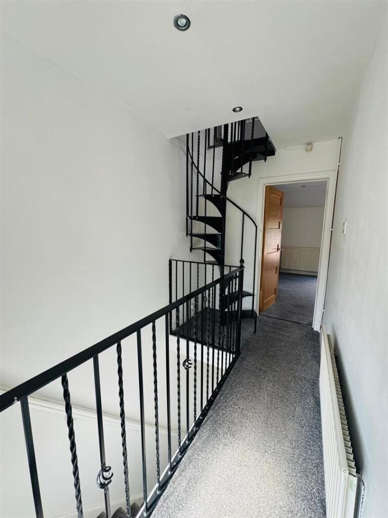 Stairs To First Floor Landing