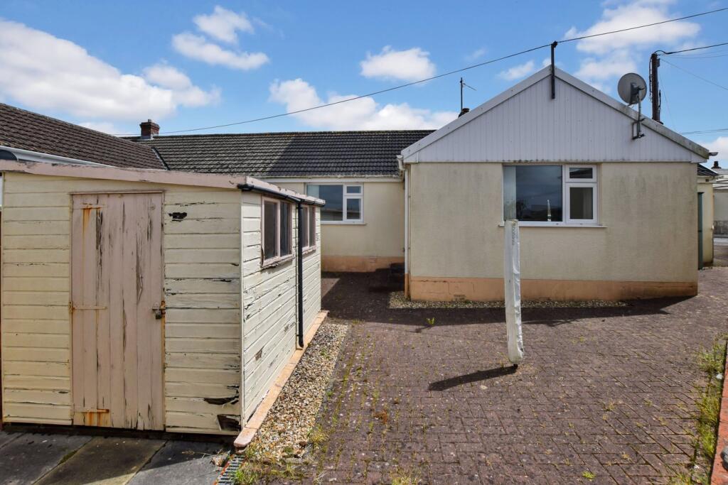 Oakland Park South, Sticklepath, Barnstaple, EX31