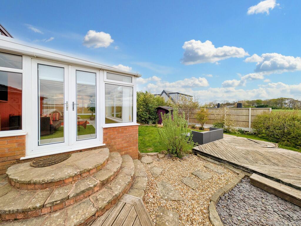 Feature Landscaping