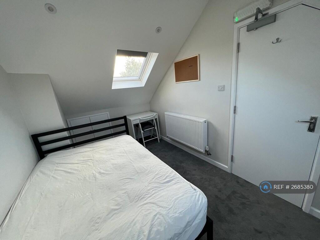 Bedroom 5