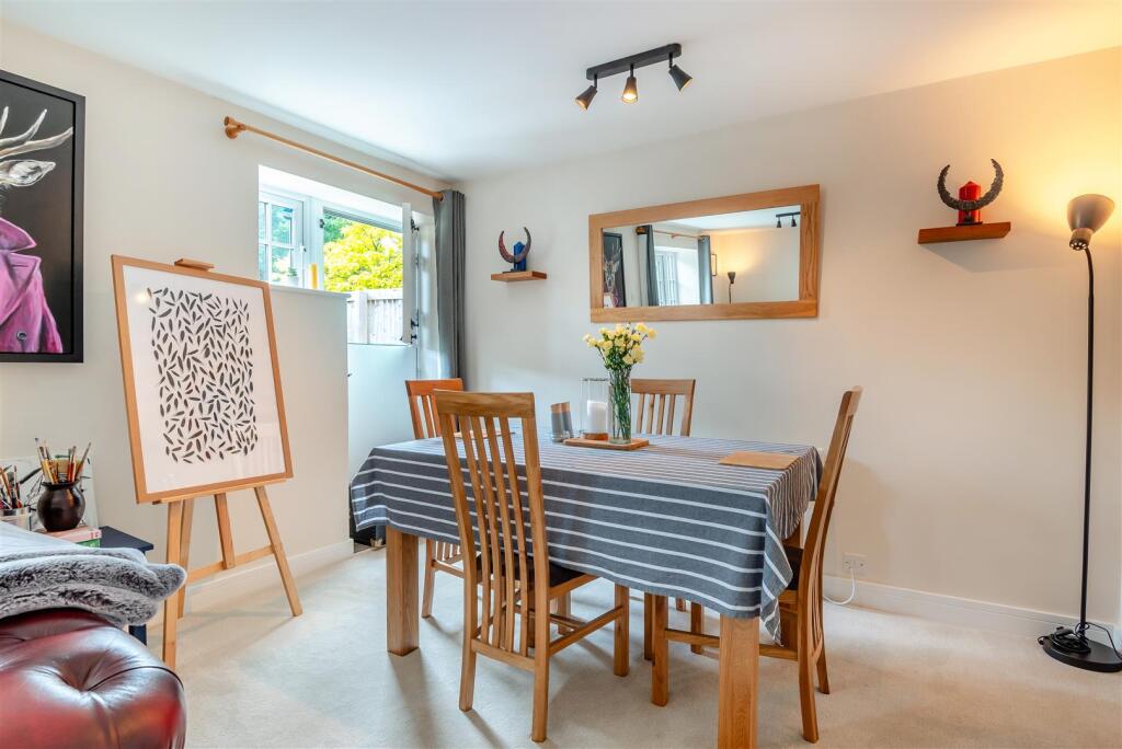 Sitting Room / Dining Room 5.jpg