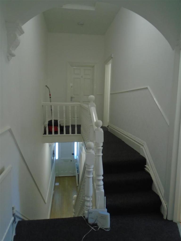 Hallway (1).JPG