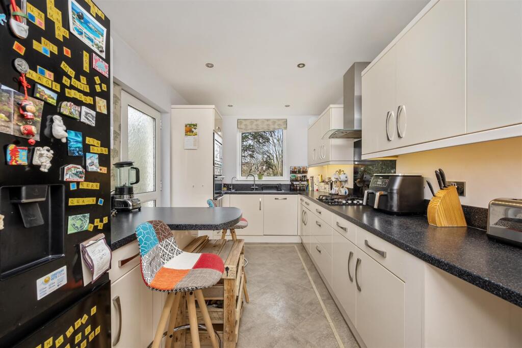 Nevill Road 149 KITCHEN.jpg