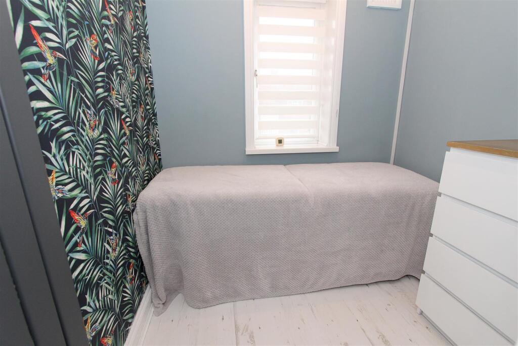 BED 4#.JPG