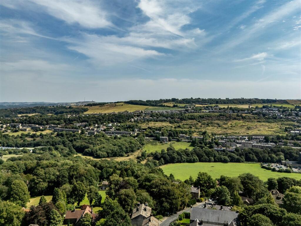 50UWLHudds-130825-9.jpg