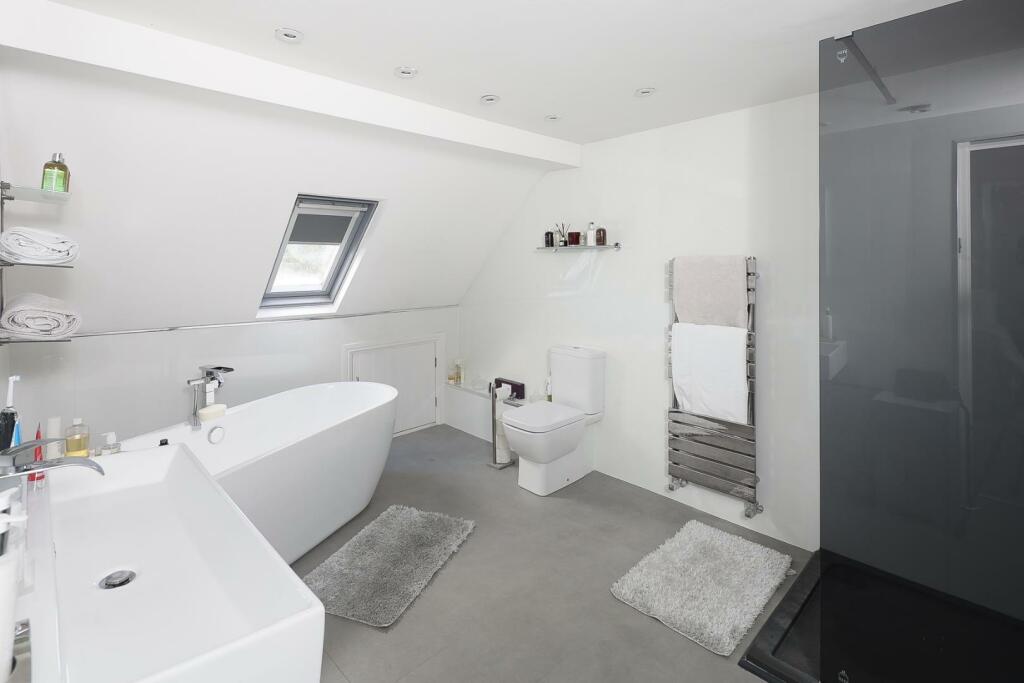 Ensuite