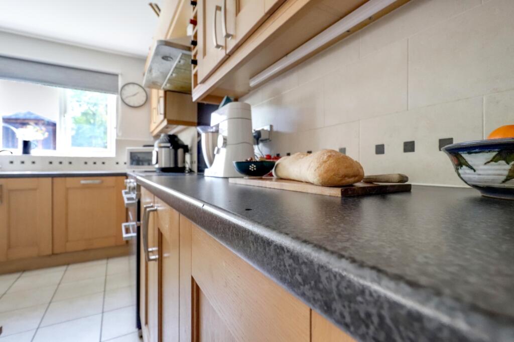 10-1- Rob Hammond EweMove Pontefract