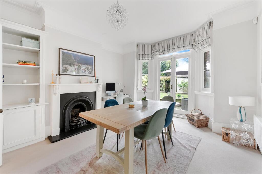 COLLEGE ROAD (17).jpg